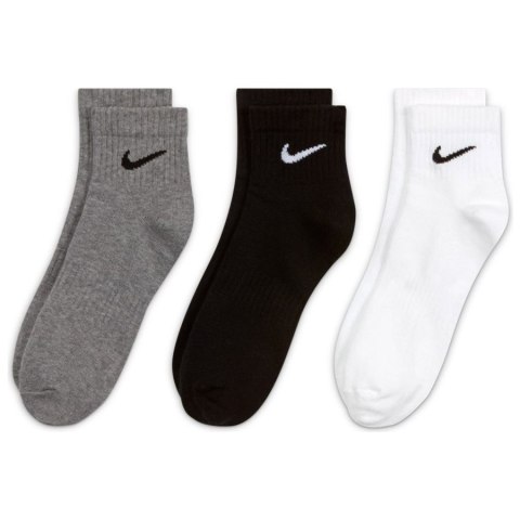 Skarpety Nike Everyday Lightweight Ankle SX7677 964 multikolor 34-38