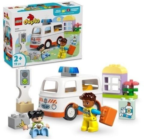 LEGO(R) DUPLO 10447 Karetka z kierowcą LEGO(R)